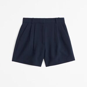 A&F Sloane Curve Love Tailored Short